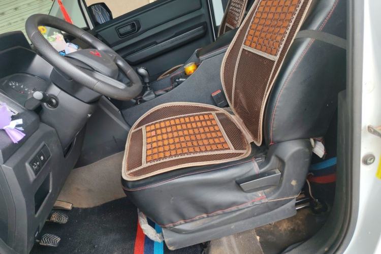 Used Wuling Hongguang PLUS 2020 1.5L Manual Standard Edition 5 Seats Left Front Seat