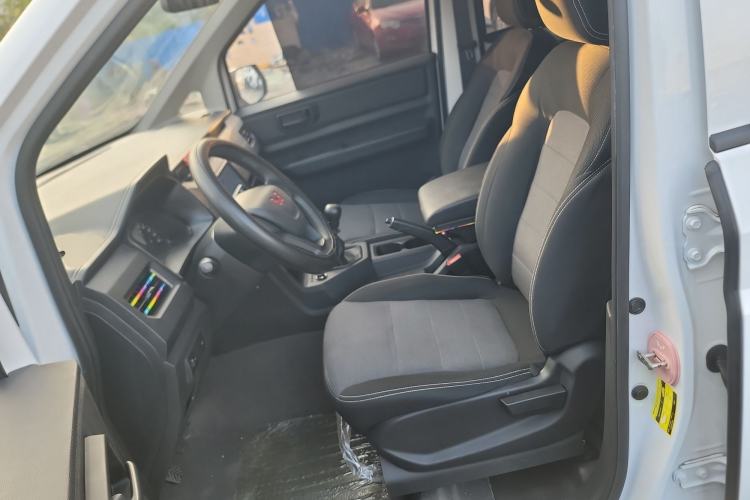 Used Wuling Hongguang PLUS 2020 1.5L Manual Standard Edition 7-Seater Left Front Seat