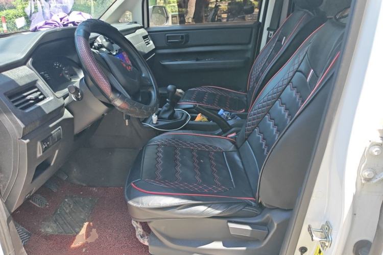Used Wuling Hongguang PLUS 2020 1.5L Manual Standard Edition 5 Seats Left Front Seat