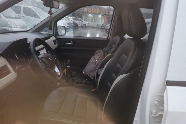 Used Wuling Hongguang PLUS 2020 1.5L Manual Comfort 7-Seater Left Front Seat