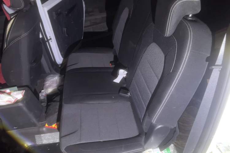 Used Wuling Hongguang PLUS 2020 1.5L Manual Standard Edition 5 Seats Left Rear Seat