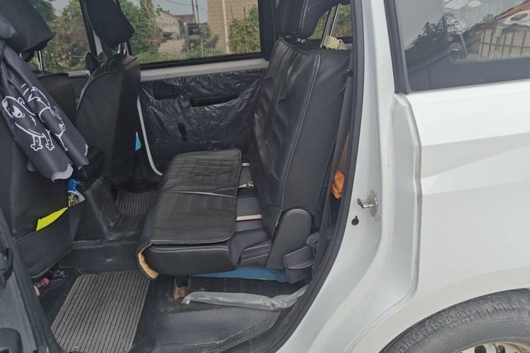 Used Wuling Hongguang PLUS 2020 1.5L Manual Standard Edition 5 Seats Left Rear Seat