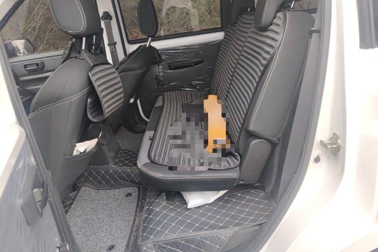 Used Wuling Hongguang PLUS 2020 1.5L Manual Standard Edition 5 Seats Left Rear Seat
