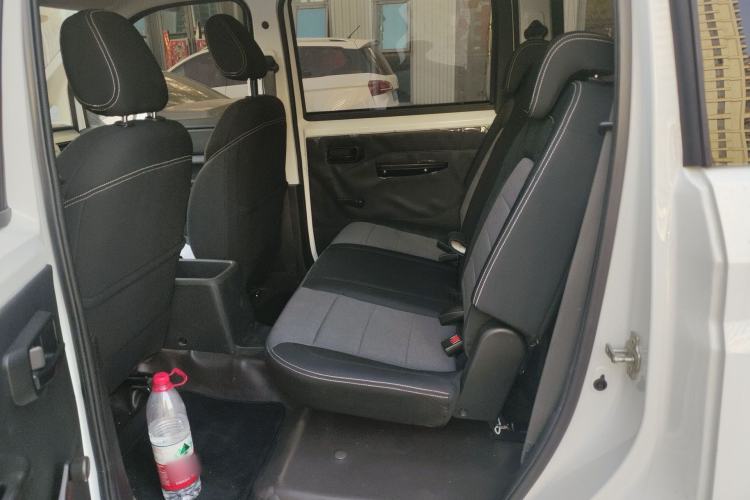 Used Wuling Hongguang PLUS 2020 1.5L Manual Standard Edition 5 Seats Left Rear Seat