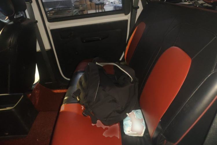 Used Wuling Hongguang PLUS 2020 1.5L Manual Standard Edition 5 Seats Left Rear Seat