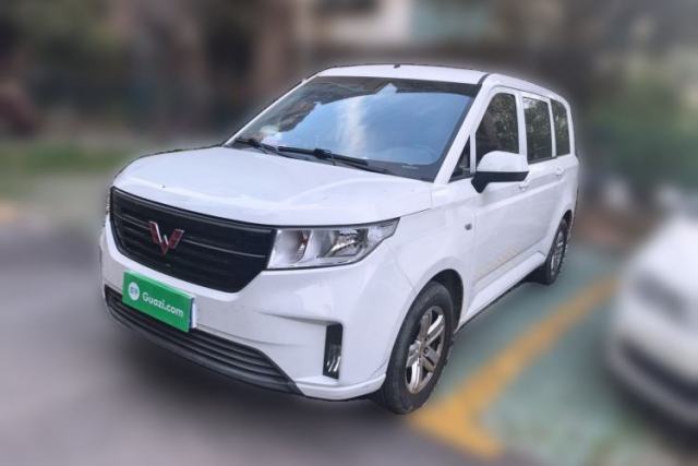 Used Wuling Hongguang PLUS 2020 1.5L Manual Comfort 7-Seater