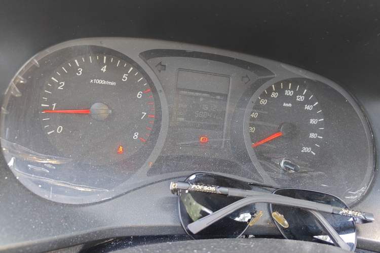 Used Wuling Hongguang PLUS 2020 1.5L Manual Standard Edition 5 Seats Odometer Close Up