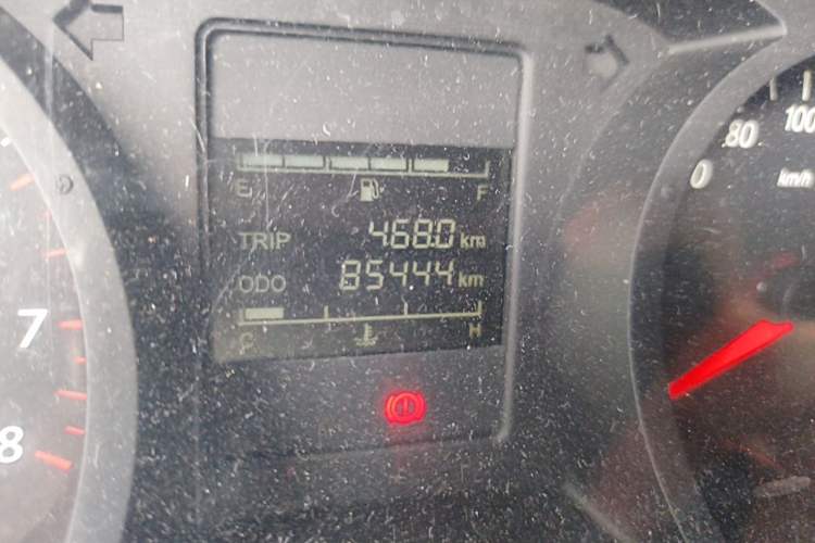 Used Wuling Hongguang PLUS 2020 1.5L Manual Standard Edition 5 Seats Odometer Close Up