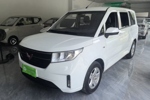 Used Wuling Hongguang PLUS 2020 1.5L Manual Comfort 7-Seater