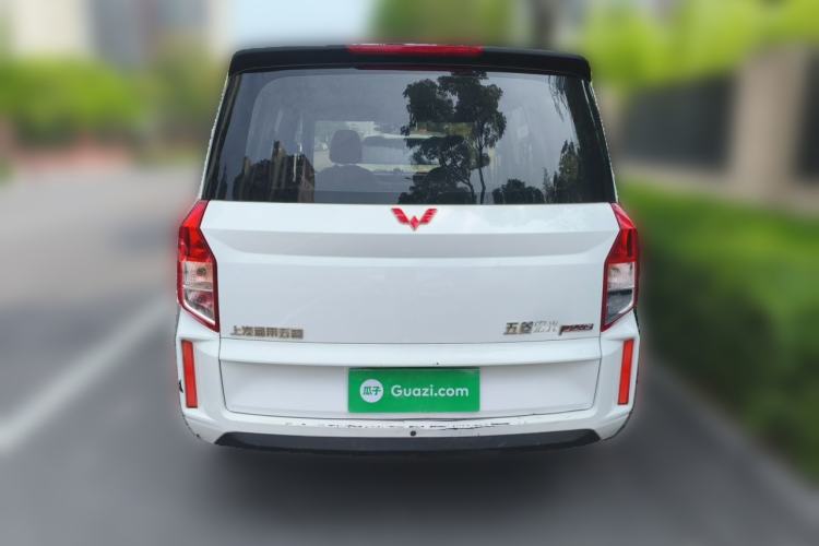 Used Wuling Hongguang PLUS 2020 1.5L Manual Standard Edition 5 Seats Rear