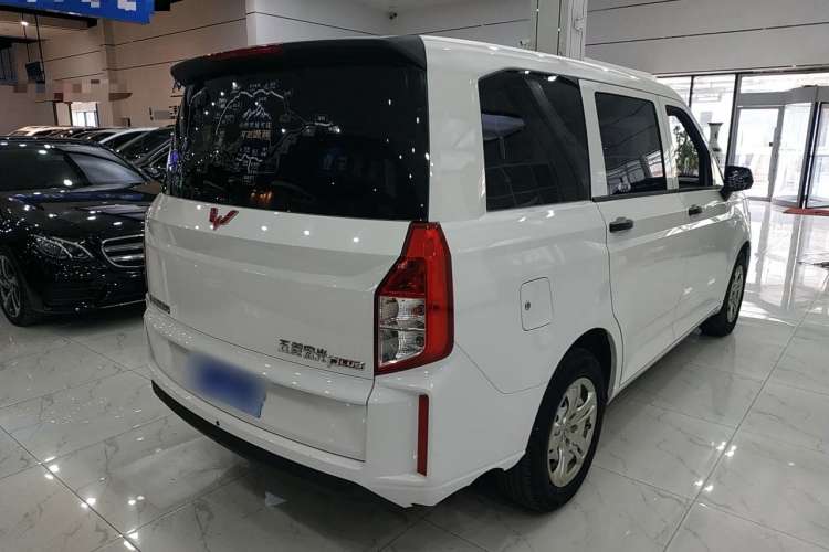 Used Wuling Hongguang PLUS 2020 1.5L Manual Standard Edition 7-Seater Rear Right 45 Deg