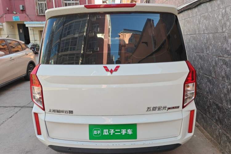 Used Wuling Hongguang PLUS 2020 1.5L Manual Comfort 7-Seater Rear