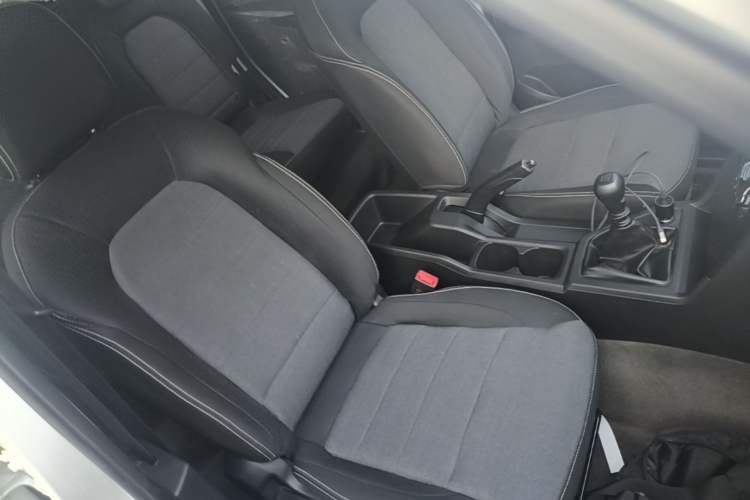 Used Wuling Hongguang PLUS 2020 1.5L Manual Standard Edition 5 Seats Right Front Seat