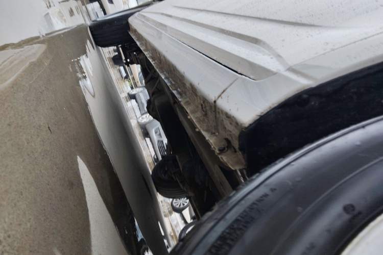 Used Wuling Hongguang PLUS 2020 1.5L Manual Standard Edition 7-Seater Right Side Sill