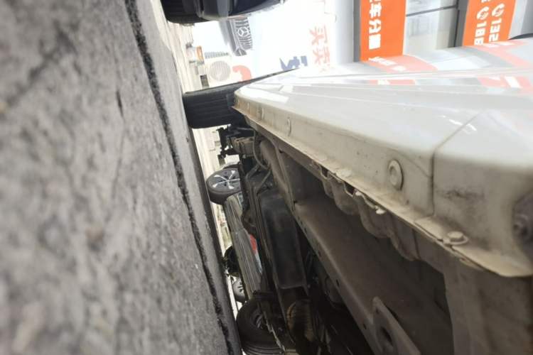Used Wuling Hongguang PLUS 2020 1.5L Manual Standard Edition 5 Seats Right Side Sill