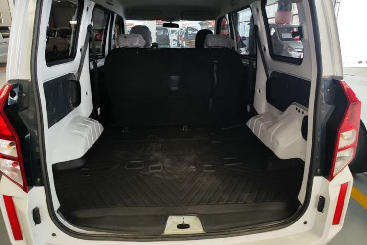 Used Wuling Hongguang PLUS 2020 1.5L Manual Standard Edition 5 Seats Trunk
