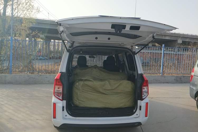 Used Wuling Hongguang PLUS 2020 1.5L Manual Standard Edition 7-Seater Trunk