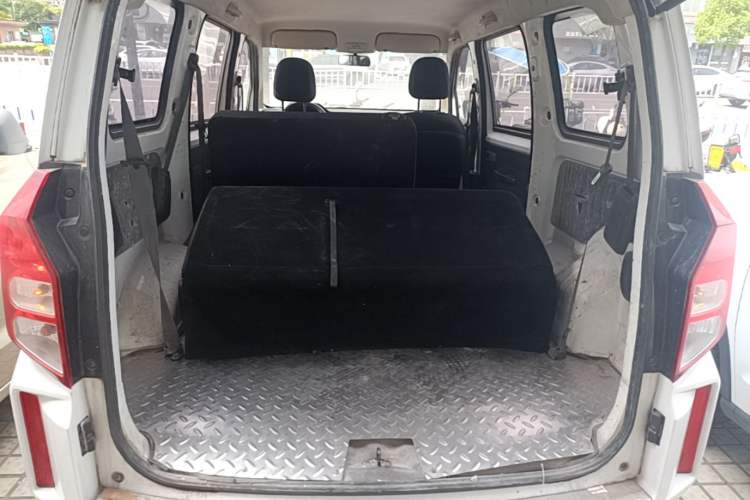 Used Wuling Hongguang PLUS 2020 1.5L Manual Standard Edition 7-Seater Trunk