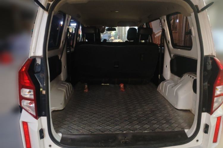 Used Wuling Hongguang PLUS 2020 1.5L Manual Standard Edition 5 Seats Trunk