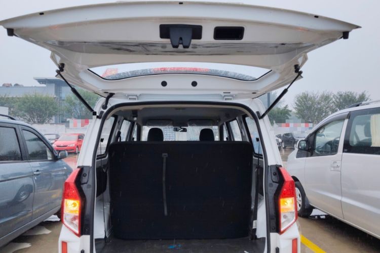 Used Wuling Hongguang PLUS 2020 1.5L Manual Standard Edition 7-Seater Trunk