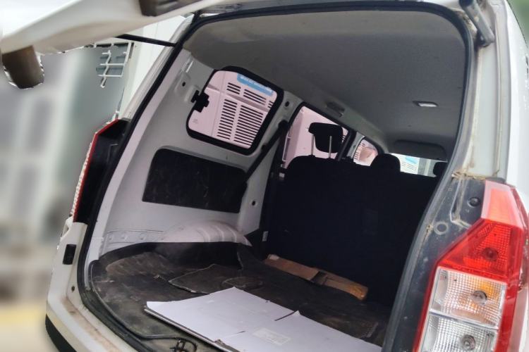 Used Wuling Hongguang PLUS 2020 1.5L Manual Standard Edition 5 Seats Trunk