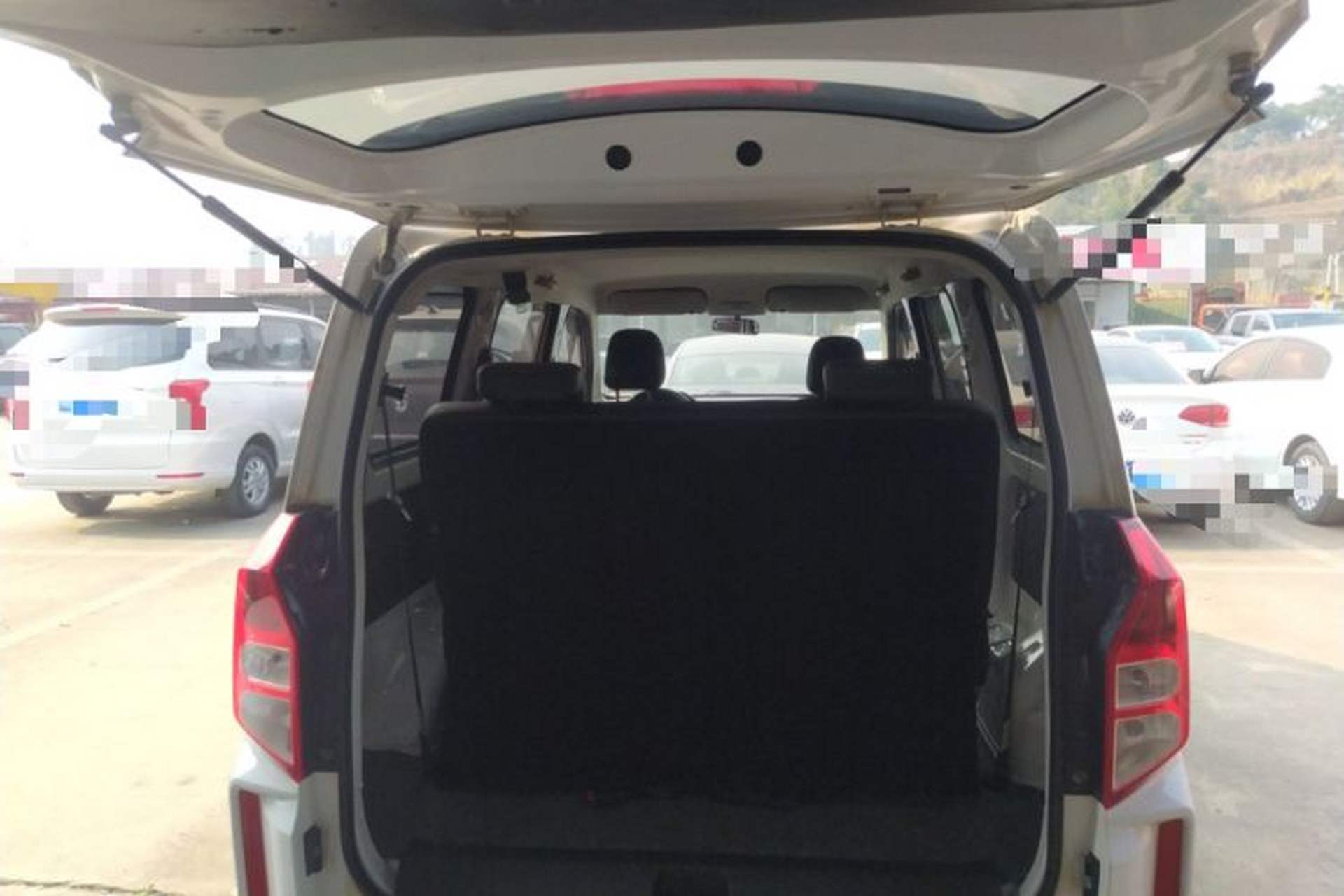Used Wuling Hongguang PLUS 2020 1.5L Manual Standard Edition 7-Seater Trunk