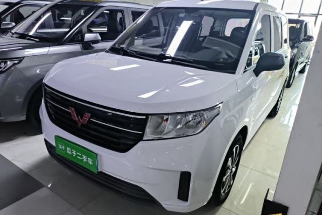 Used Wuling Hongguang PLUS 2020 1.5L Manual Standard Edition 5 Seats