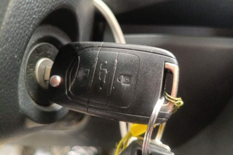 Used Wuling Hongguang PLUS 2020 1.5L Manual Standard Edition 7-Seater Vehicle Key