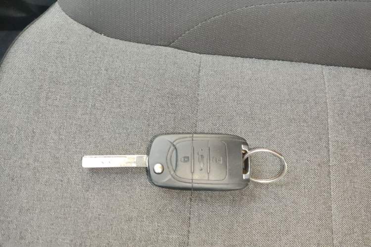 Used Wuling Hongguang PLUS 2020 1.5L Manual Standard Edition 5 Seats Vehicle Key
