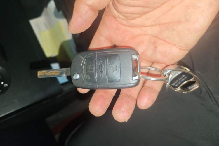 Used Wuling Hongguang PLUS 2020 1.5L Manual Standard Edition 5 Seats Vehicle Key