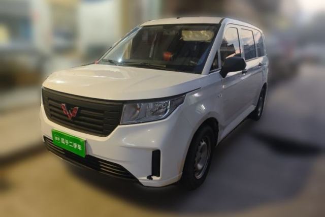 Used Wuling Hongguang PLUS 2020 1.5L Manual Standard Edition 5 Seats