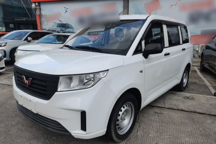 Used Wuling Hongguang PLUS 2020 1.5L Manual Standard Edition 5 Seats Guazi used car, China used car export, Used car for sale, Used cars, Cheapest cars for sale