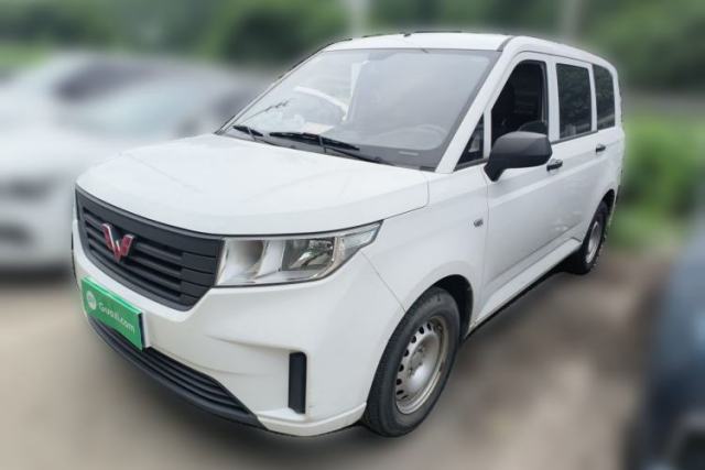 Used Wuling Hongguang PLUS 2020 1.5L Manual Standard Edition 5 Seats