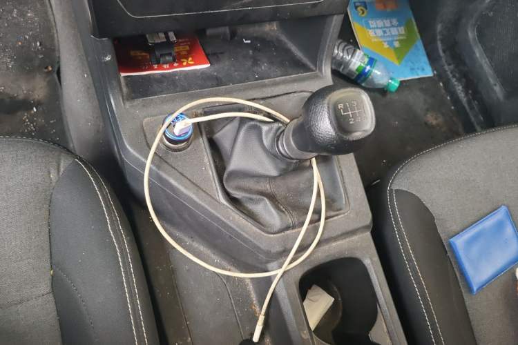 Used Wuling Hongguang PLUS 2021 Commercial Version 1.5L Manual Standard Edition 7-Seater Gear Lever