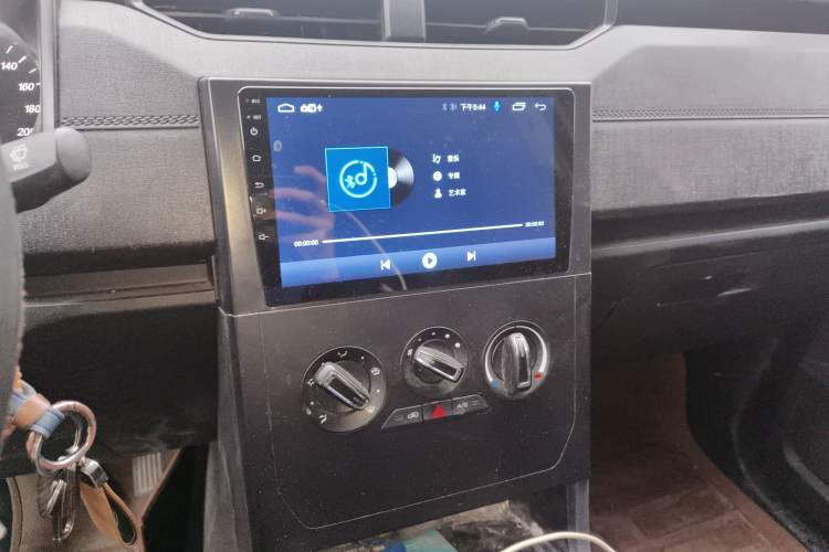 Used Wuling Hongguang PLUS 2021 Commercial Version 1.5T Manual Standard Edition 7-Seater Audio And AC Panel