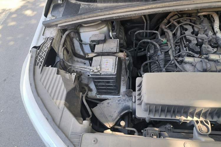 Used Wuling Hongguang PLUS 2021 Commercial Version 1.5T Manual Standard Edition 7-Seater Engine Bay Right