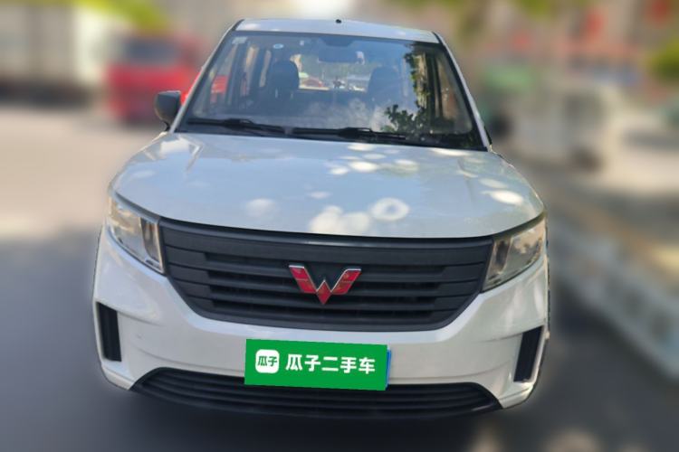 Used Wuling Hongguang PLUS 2021 Commercial Version 1.5T Manual Standard Edition 7-Seater Front
