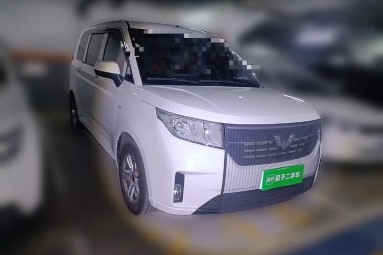 Used Wuling Hongguang PLUS 2021 Commercial Version 1.5L Manual Standard Edition 7-Seater Front Right 45 Deg