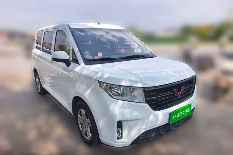 Used Wuling Hongguang PLUS 2021 Commercial Version 1.5L Manual Standard Edition 7-Seater Front Right 45 Deg