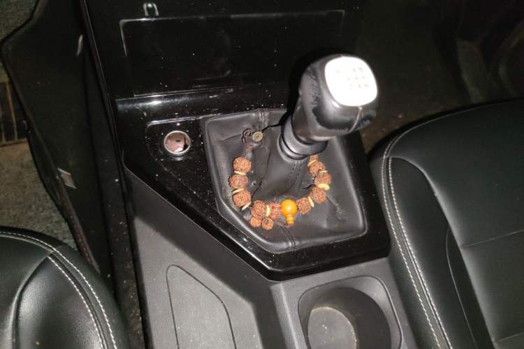 Used Wuling Hongguang PLUS 2021 Commercial Version 1.5L Manual Standard Edition 7-Seater Gear Lever