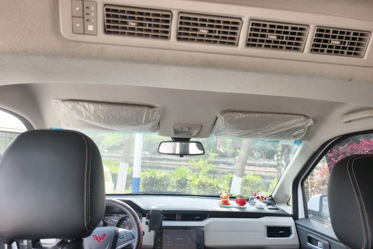 Used Wuling Hongguang PLUS 2021 Commercial Version 1.5L Manual Standard Edition 7-Seater Headliner