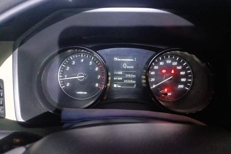 Used Wuling Hongguang PLUS 2021 Commercial Version 1.5L Manual Standard Edition 7-Seater Instrument Cluster