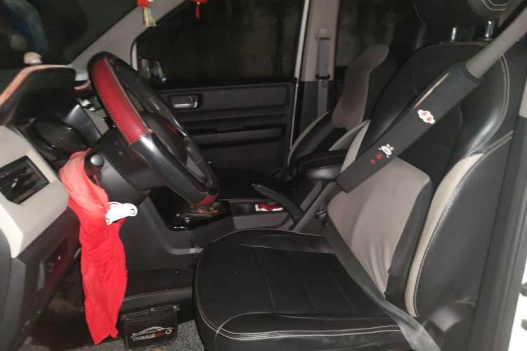Used Wuling Hongguang PLUS 2021 Commercial Version 1.5L Manual Standard Edition 7-Seater Left Front Seat