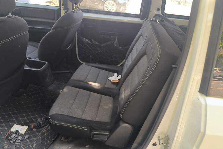 Used Wuling Hongguang PLUS 2021 Commercial Version 1.5T Manual Standard Edition 7-Seater Left Rear Seat