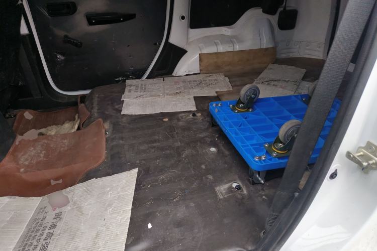 Used Wuling Hongguang PLUS 2021 Commercial Version 1.5T Manual Standard Edition 7-Seater Left Rear Seat