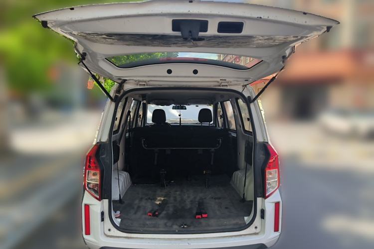 Used Wuling Hongguang PLUS 2021 Commercial Version 1.5T Manual Standard Edition 7-Seater Trunk