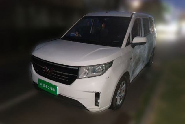 Used Wuling Hongguang PLUS 2021 Commercial Version 1.5L Manual Standard Edition 7-Seater