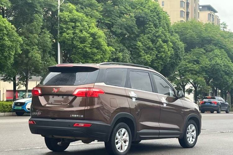 Used Wuling Hongguang S3 2018 1.5L Manual Comfort Model China V Standard Exterior 5