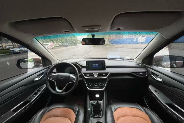 Used Wuling Hongguang S3 2018 1.5L Manual Comfort Model China V Standard Interior 1