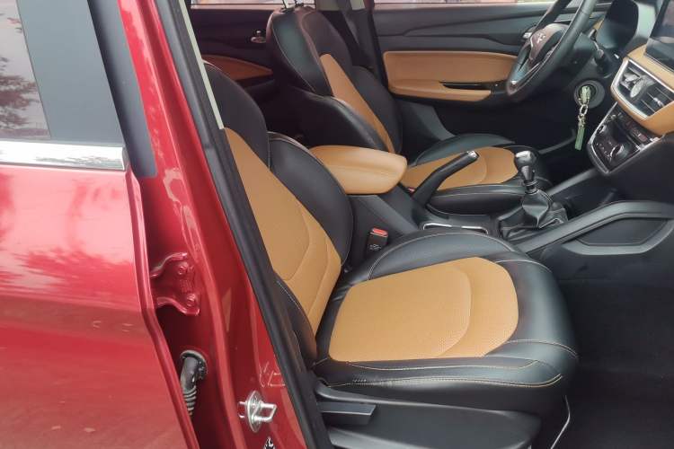 Used Wuling Hongguang S3 2018 1.5L Manual Luxury Model China V Standard Right Front Seat